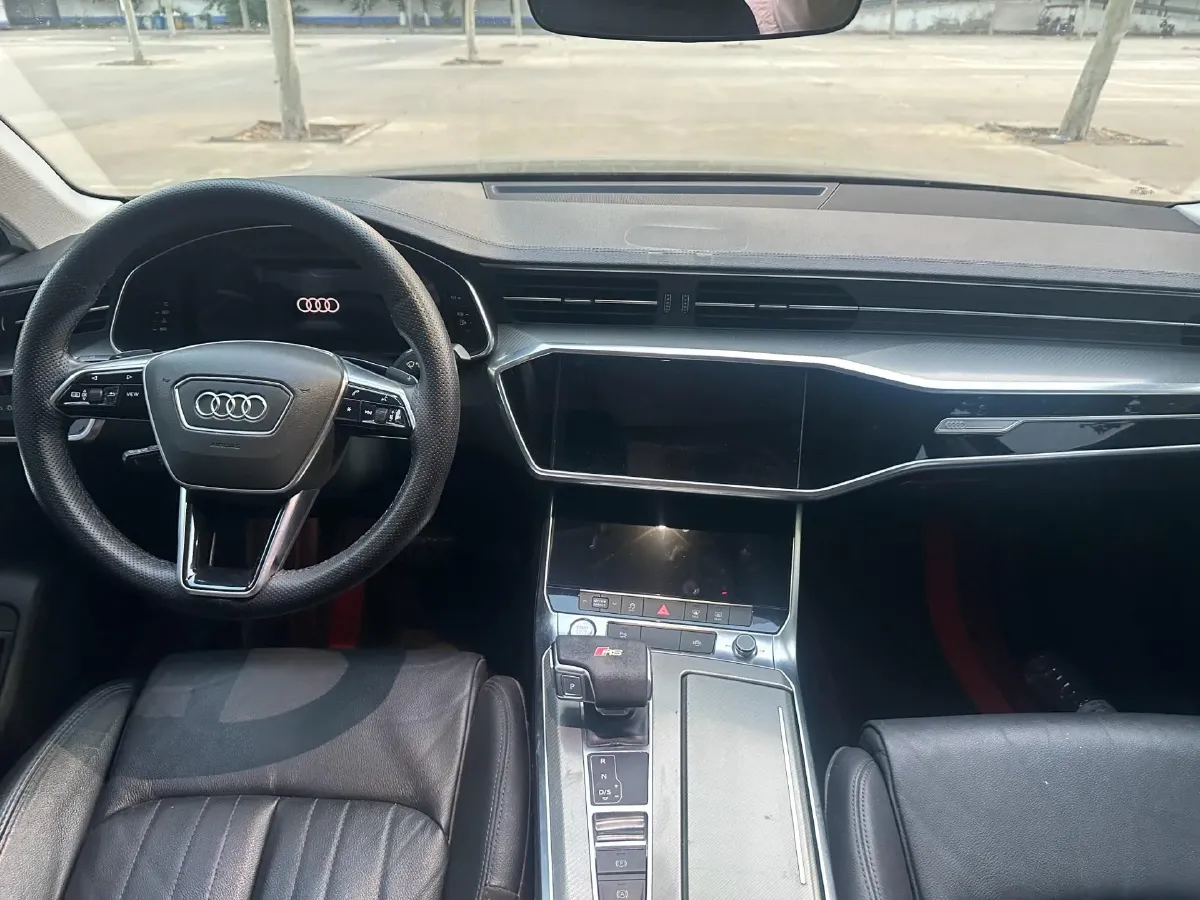 2021 Audi A6L 2.0T 224HP L4 7DCT,autocango,china used car exporter,china ev exporter,chinese used car exporter,chinese used ev exporter