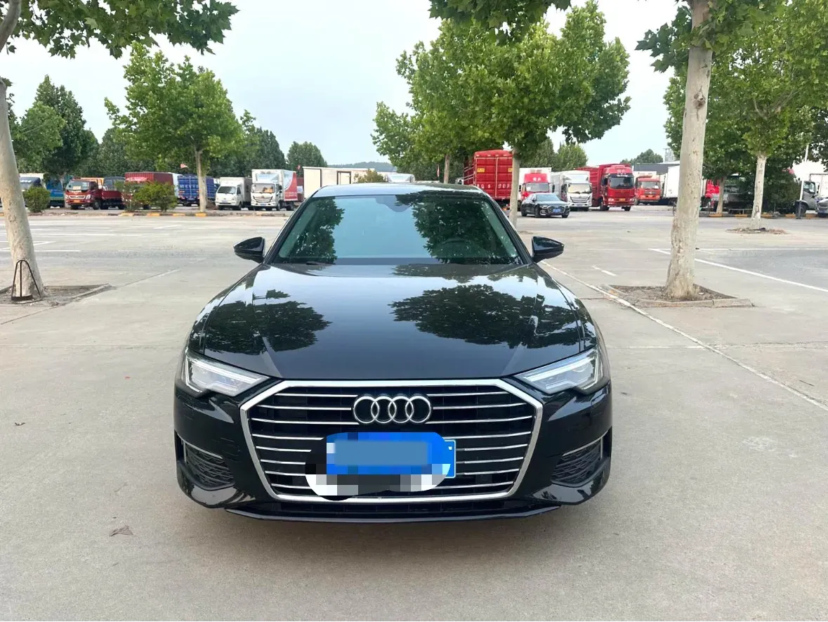 2021 Audi A6L 2.0T 224HP L4 7DCT,autocango,china used car exporter,china ev exporter,chinese used car exporter,chinese used ev exporter