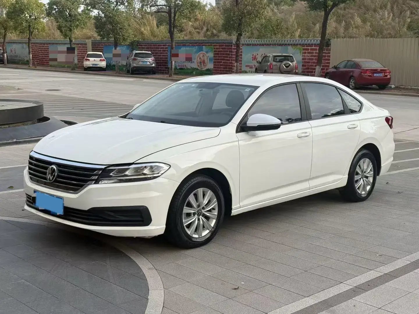 2021 VOLKSWAGEN LAVIDA view 1