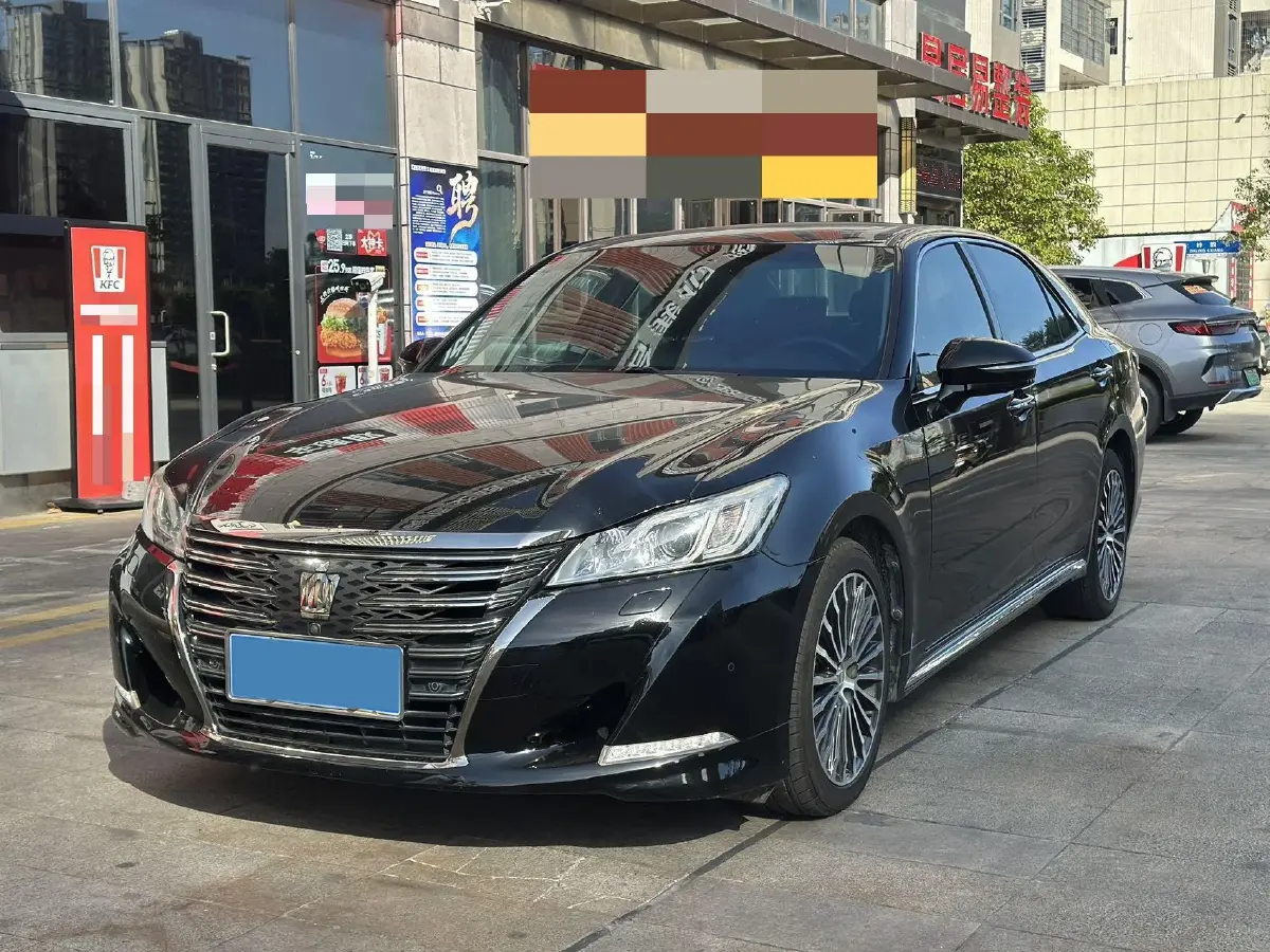 2018 Toyota Crown 2.0T 235HP L4 8AT