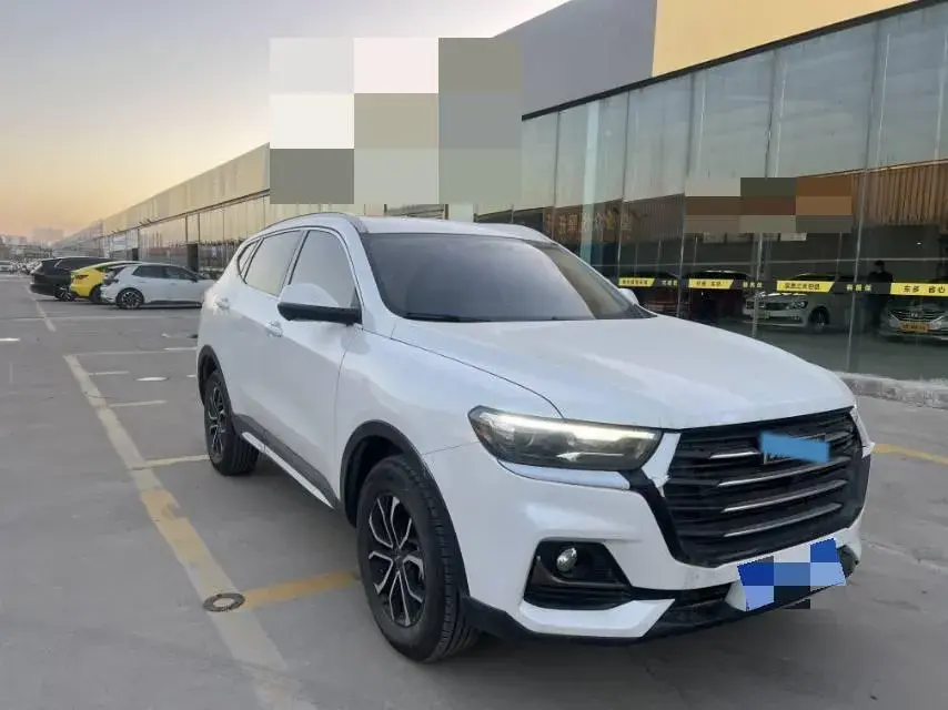 2025 HAVAL H6 thumbnail 3