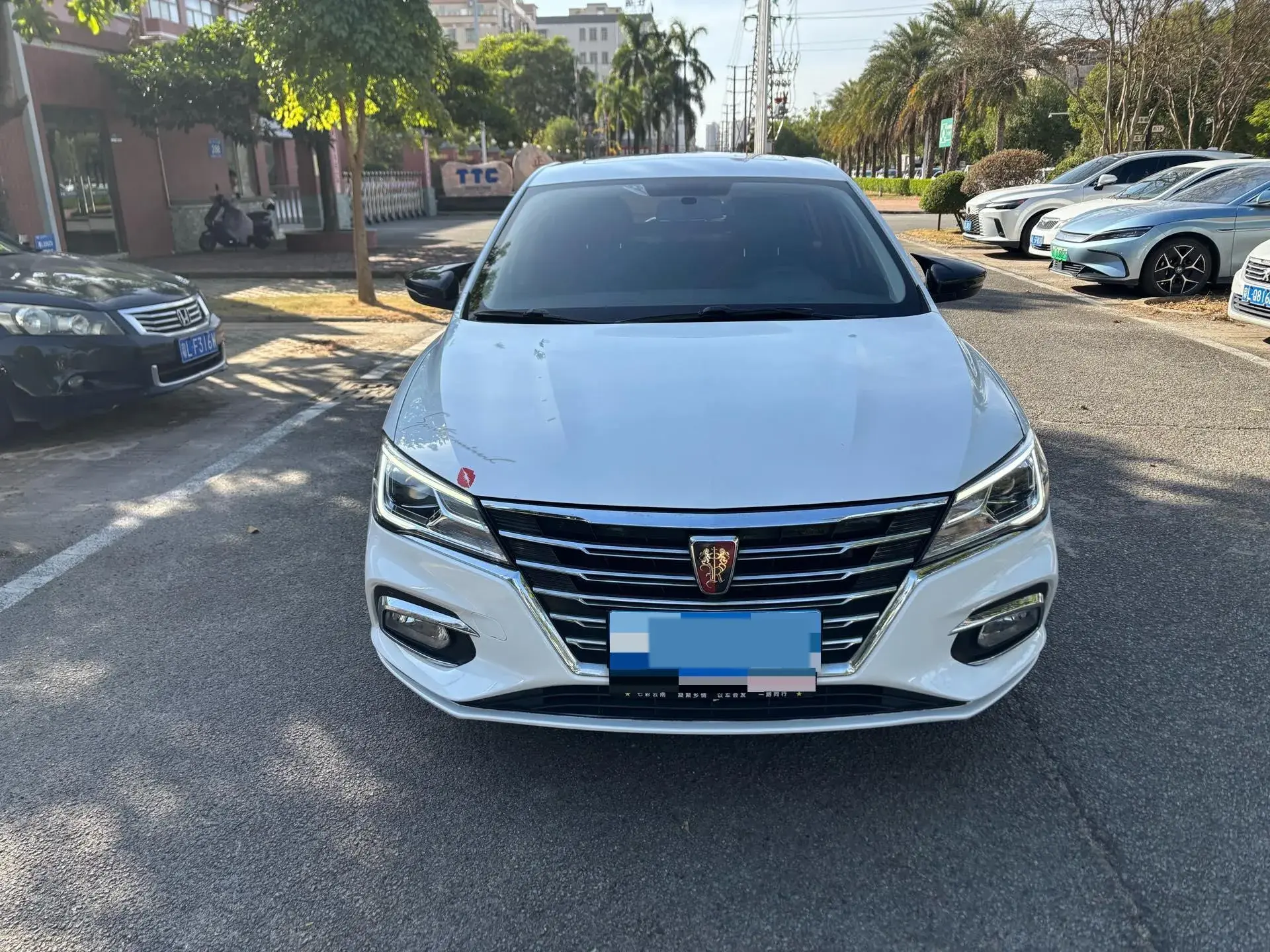 2021 ROEWE I5 thumbnail 2