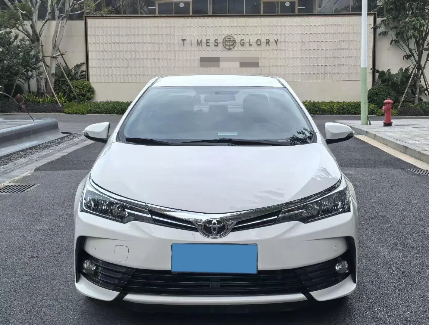 2018 TOYOTA COROLLA thumbnail 2