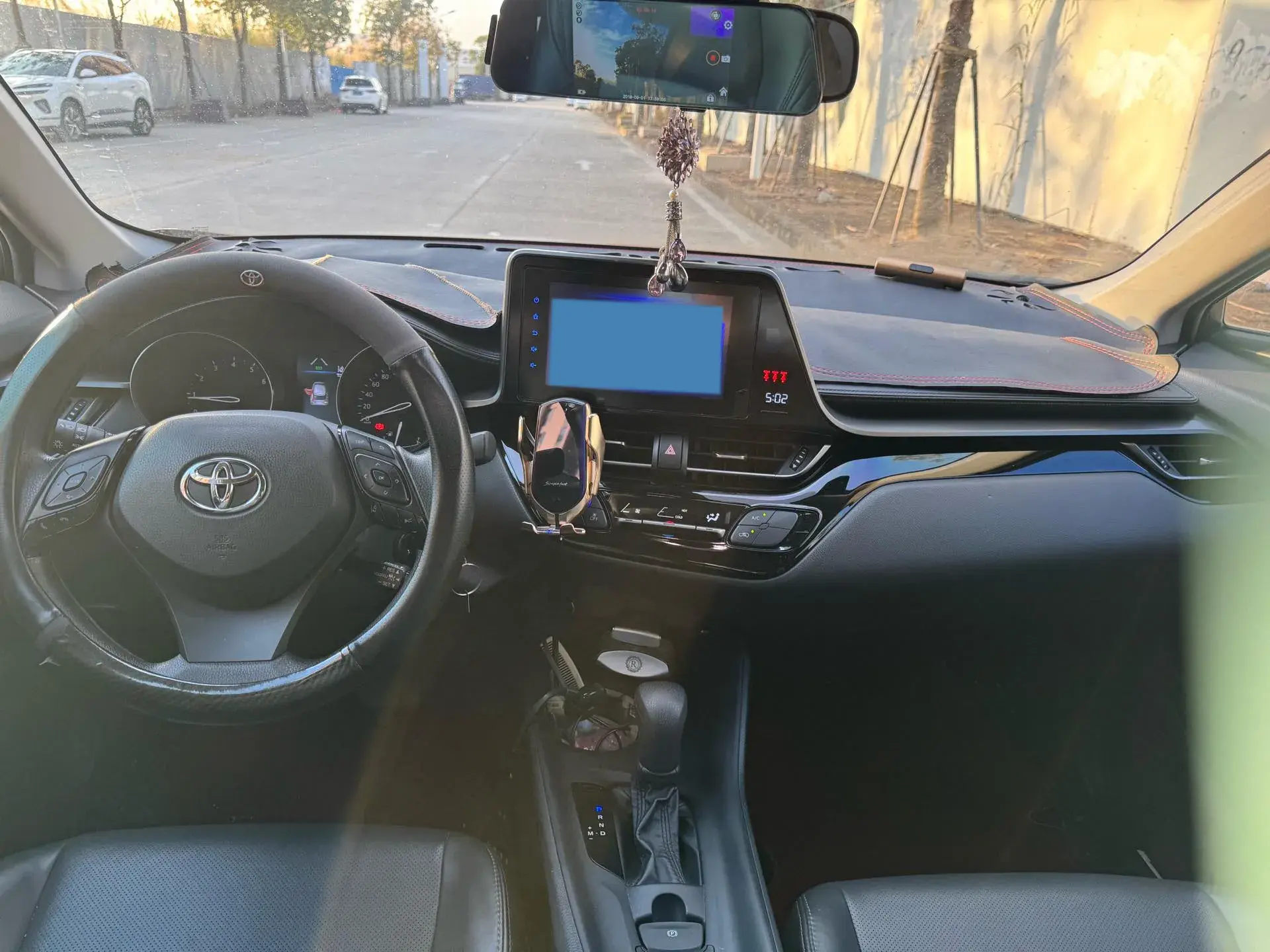 2021 TOYOTA IZOA thumbnail 4