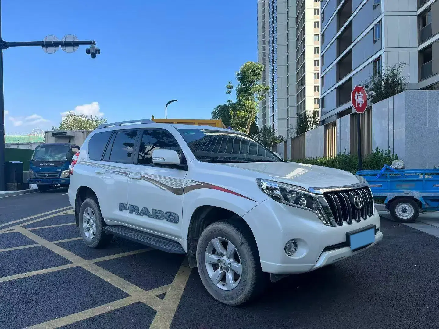 2017 TOYOTA COROLLA thumbnail 2