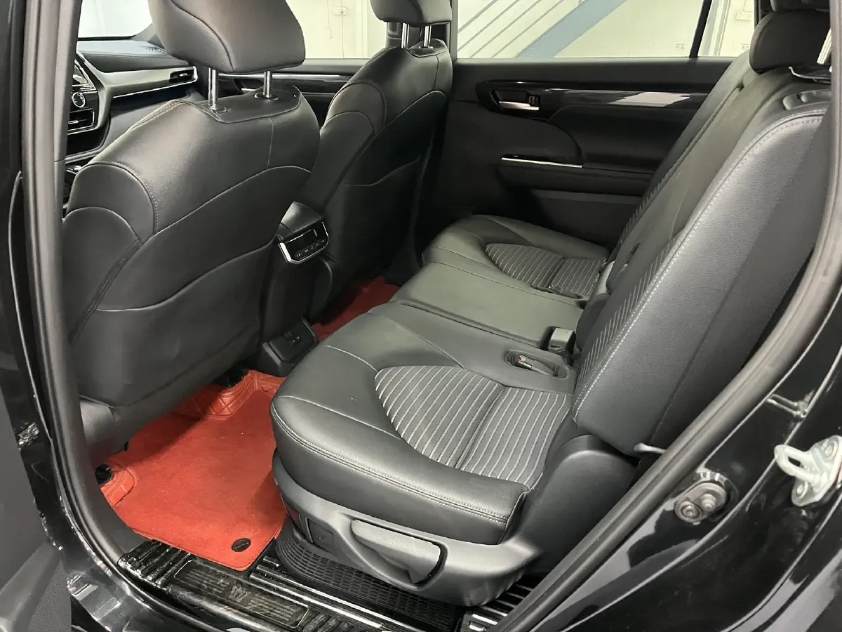 2022 Toyota Crown Kluger 2.5L 192HP L4 E-CVT Hybrid,autocango,china used car exporter,china ev exporter,chinese used car exporter,chinese used ev exporter