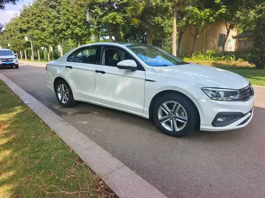 2019 VOLKSWAGEN LAMANDO thumbnail 3