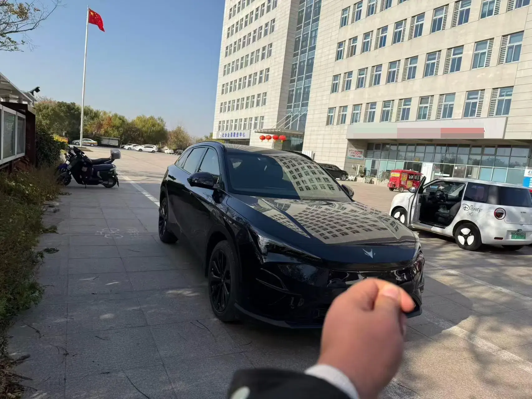 2025 ARCFOX ΑT5 thumbnail 3