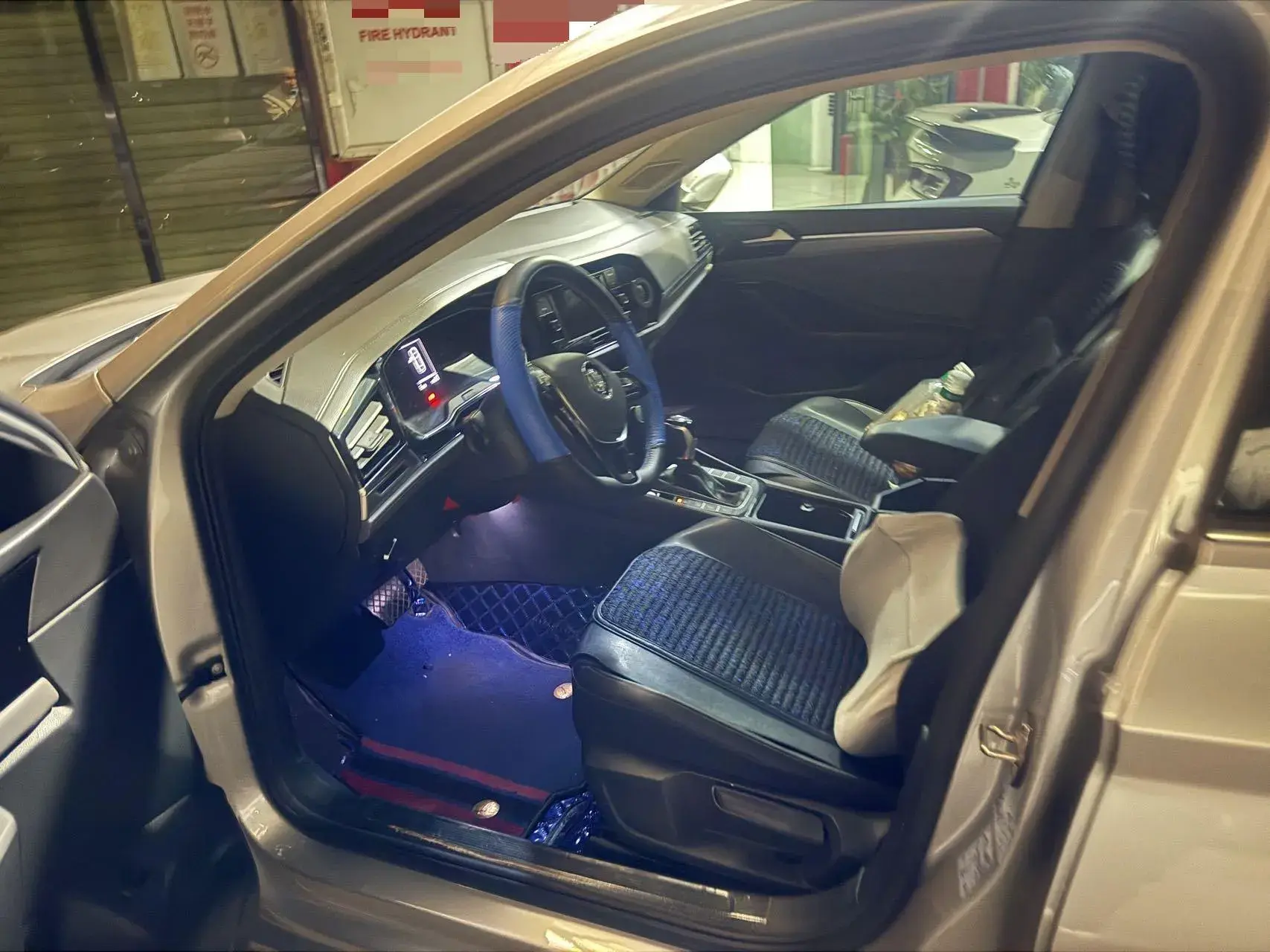 2019 VOLKSWAGEN SAGITAR thumbnail 2