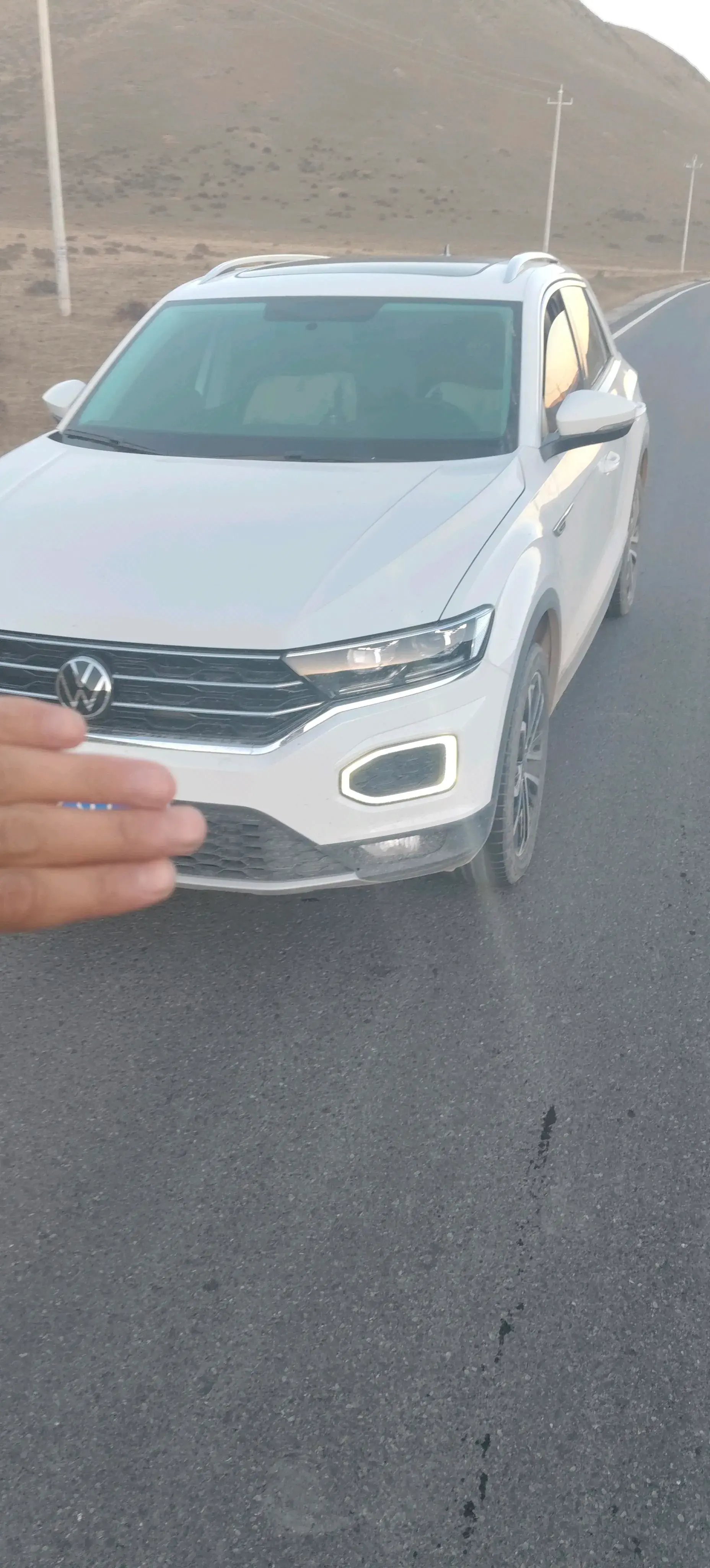 2022 VOLKSWAGEN T-ROC view 1