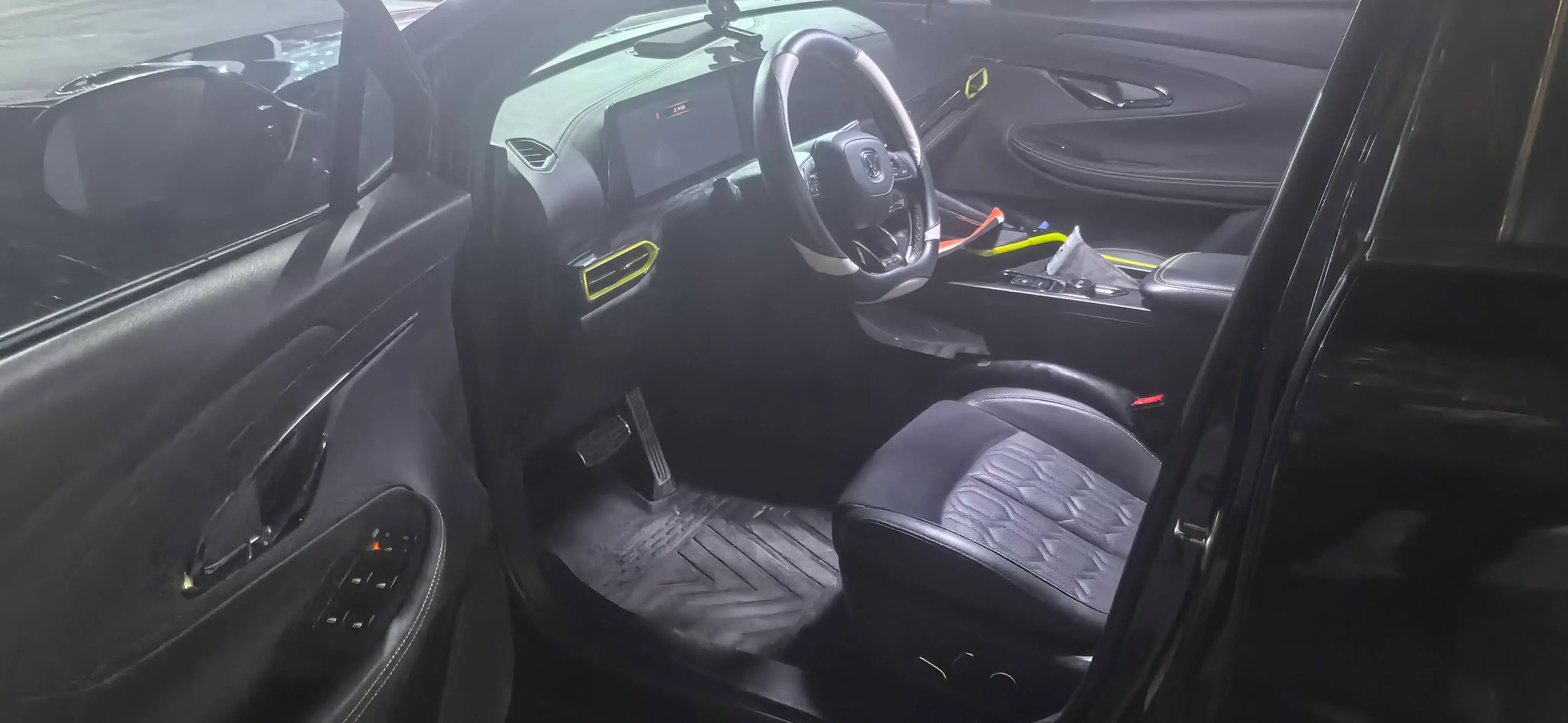 2022 CHANGAN UNI-T thumbnail 4