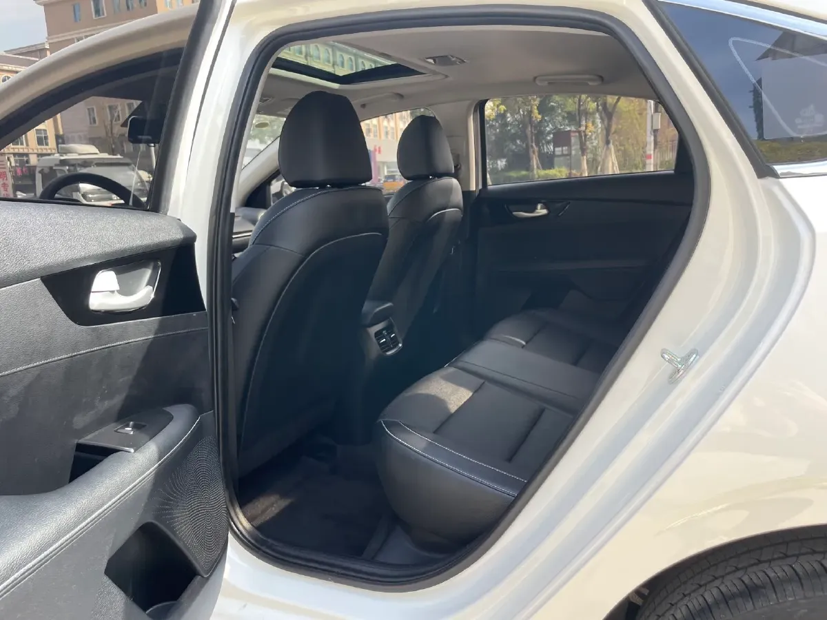 2021 Kia K3 1.5L 115HP L4 CVT,autocango,china used car exporter,china ev exporter,chinese used car exporter,chinese used ev exporter