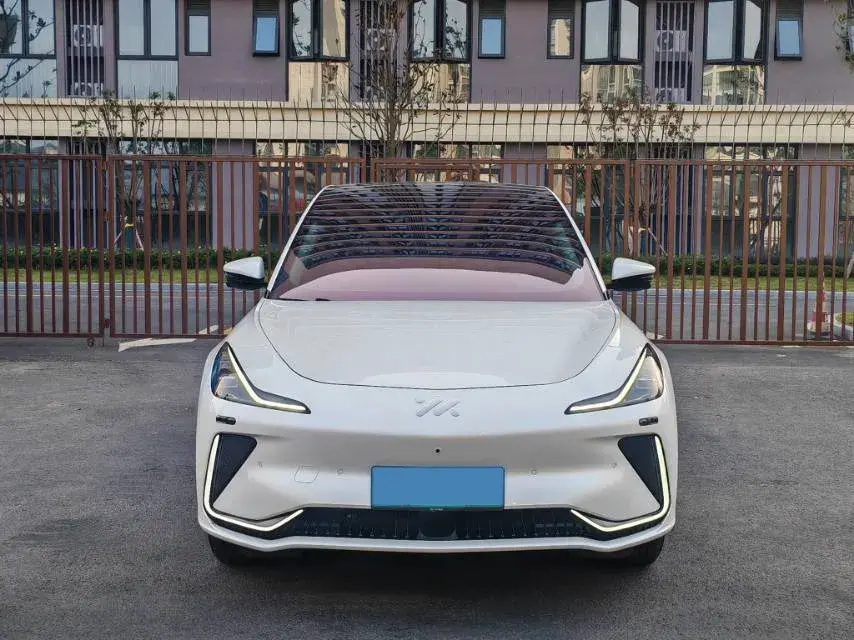 2023 IM LS7 thumbnail 2