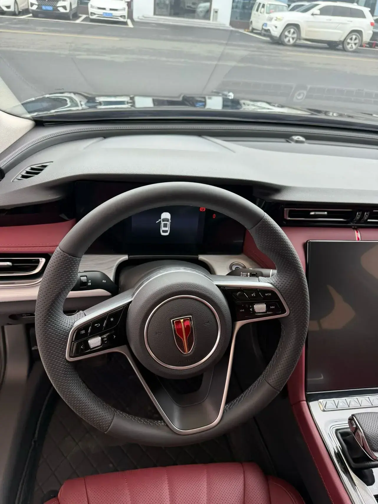 2025 HONGQI H5 thumbnail 3