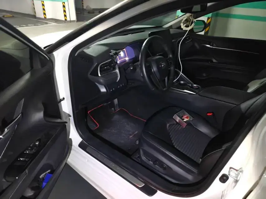 2022 TOYOTA CAMRY thumbnail 3