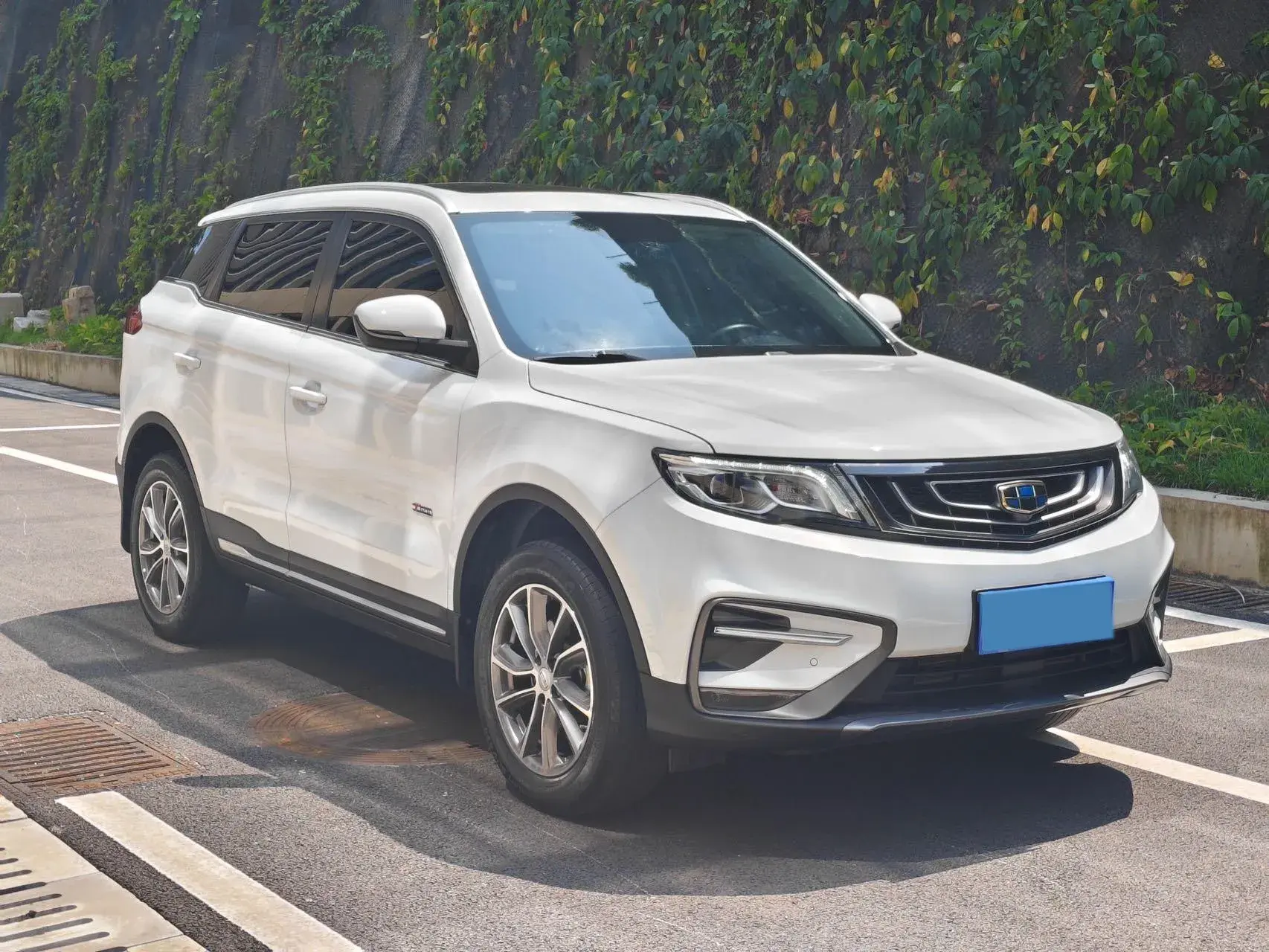 2016 GEELY AZKARRA thumbnail 3