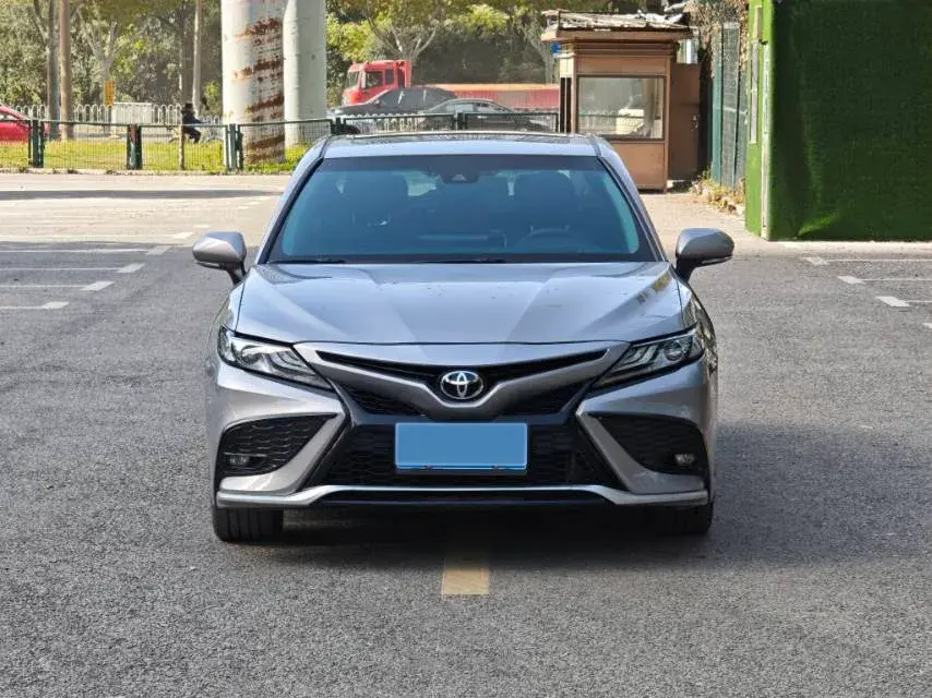 2023 TOYOTA CAMRY thumbnail 2