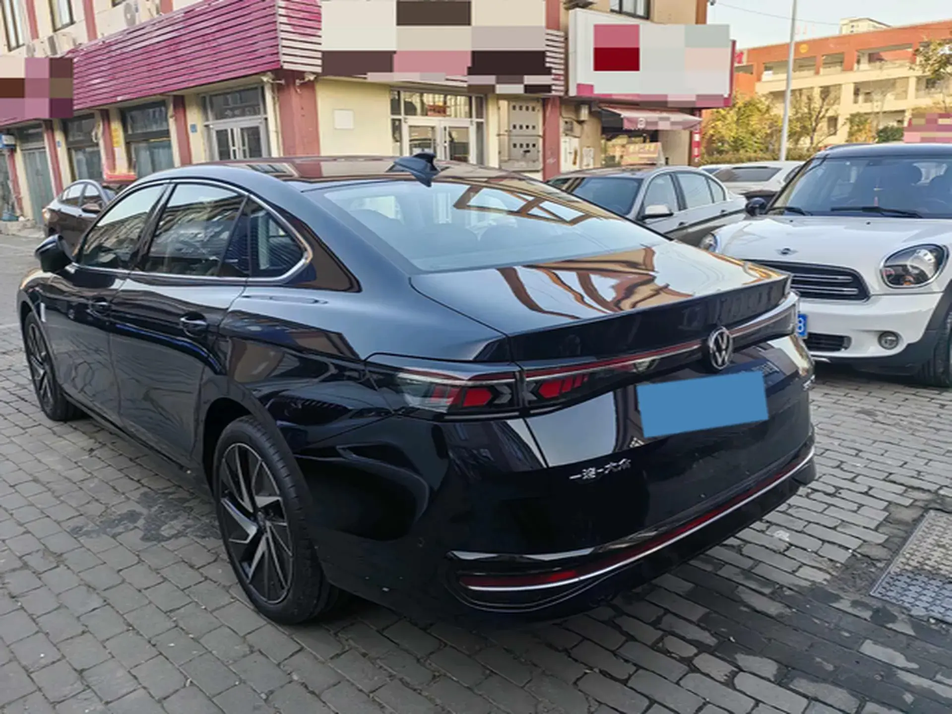 2024 VOLKSWAGEN MAGOTAN thumbnail 4