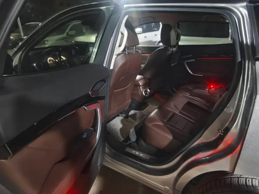 2017 Zotye T700 2.0T 190HP L4 8AT,autocango,china used car exporter,china ev exporter,chinese used car exporter,chinese used ev exporter