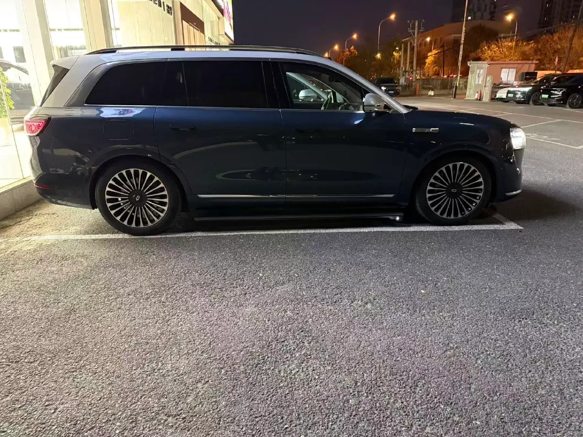 2025 HIMA AITO M9 REEV 160HP REEV 52KWH,autocango,china used car exporter,china ev exporter,chinese used car exporter,chinese used ev exporter