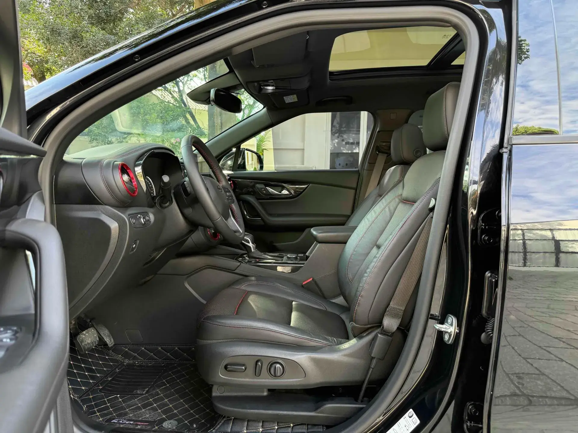 2020 CHEVROLET BLAZER thumbnail 4