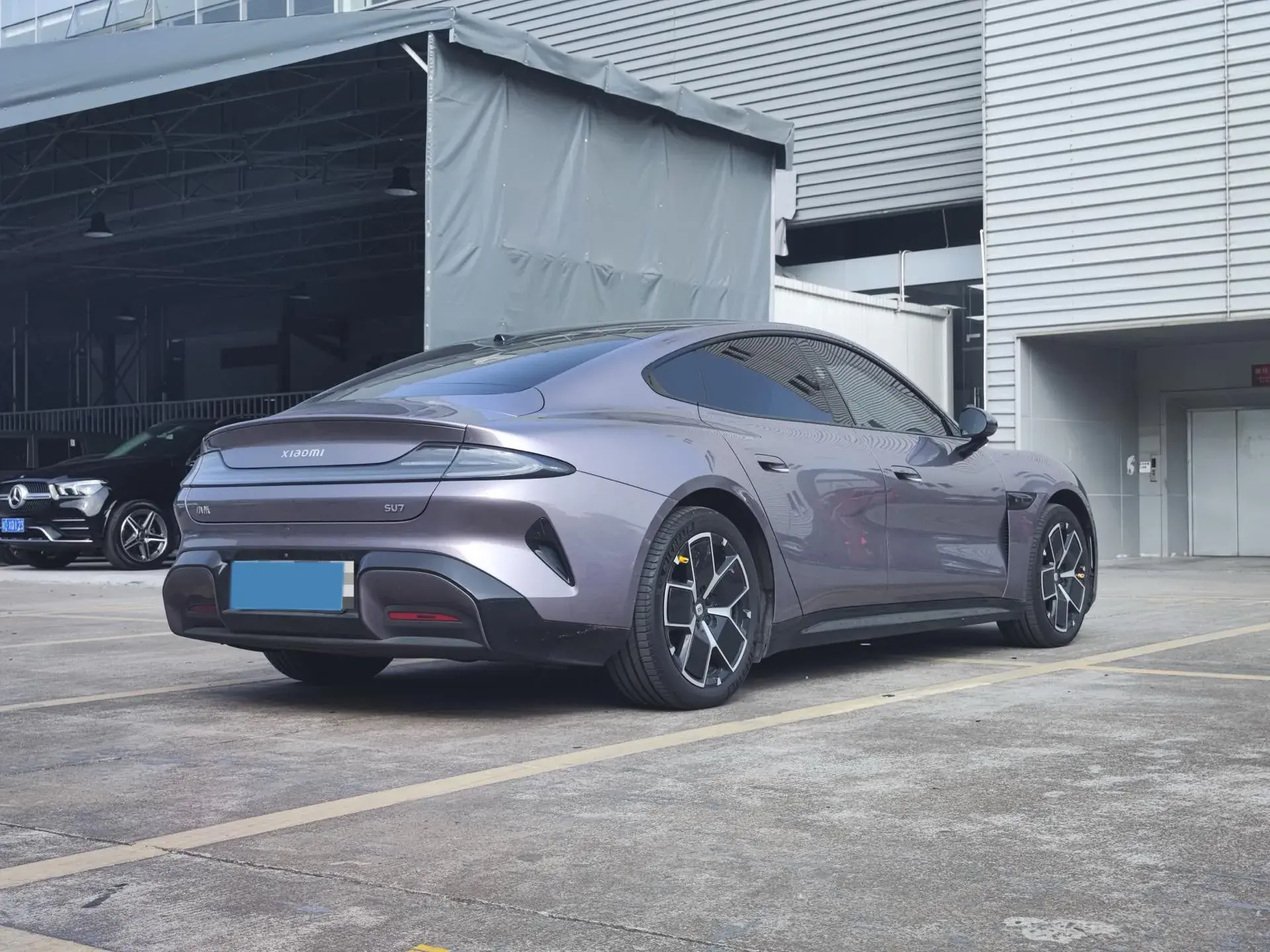 2024 MI SU7 thumbnail 2