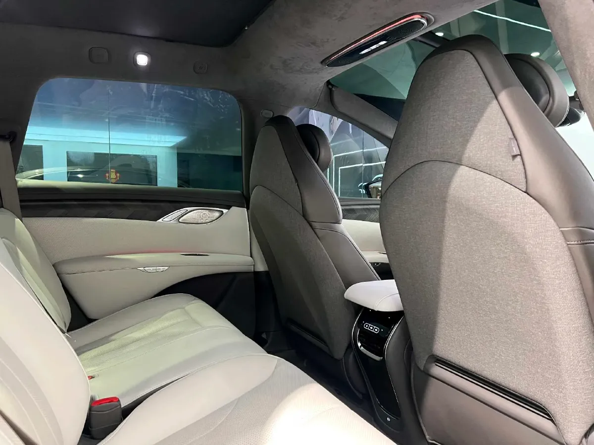 2023 IM LS7 BEV 100KWH,autocango,china used car exporter,china ev exporter,chinese used car exporter,chinese used ev exporter