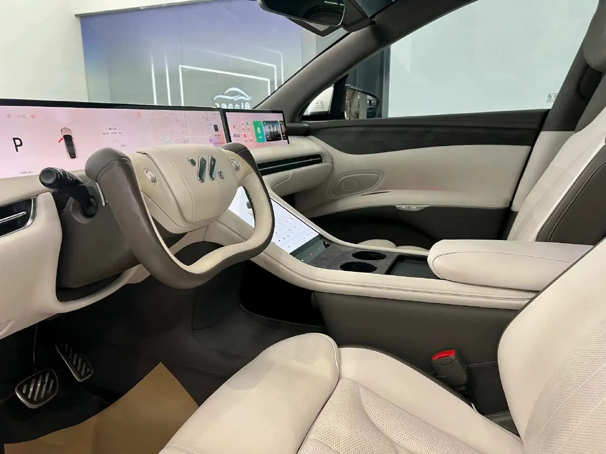 2023 IM LS7 BEV 100KWH,autocango,china used car exporter,china ev exporter,chinese used car exporter,chinese used ev exporter