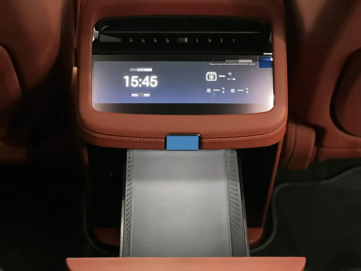 2025 YangWang U7 BEV 135.5KWH,autocango,china used car exporter,china ev exporter,chinese used car exporter,chinese used ev exporter