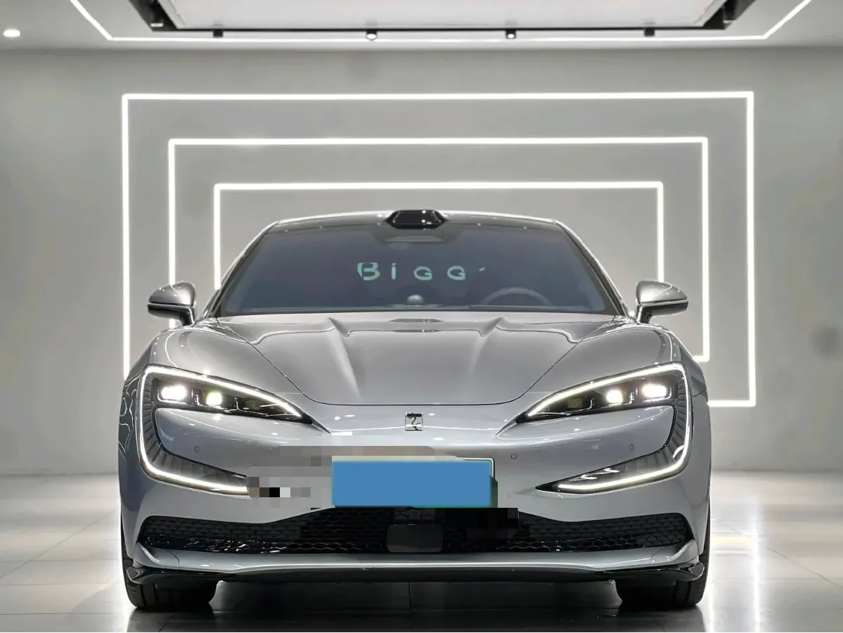 2025 YangWang U7 BEV 135.5KWH,autocango,china used car exporter,china ev exporter,chinese used car exporter,chinese used ev exporter