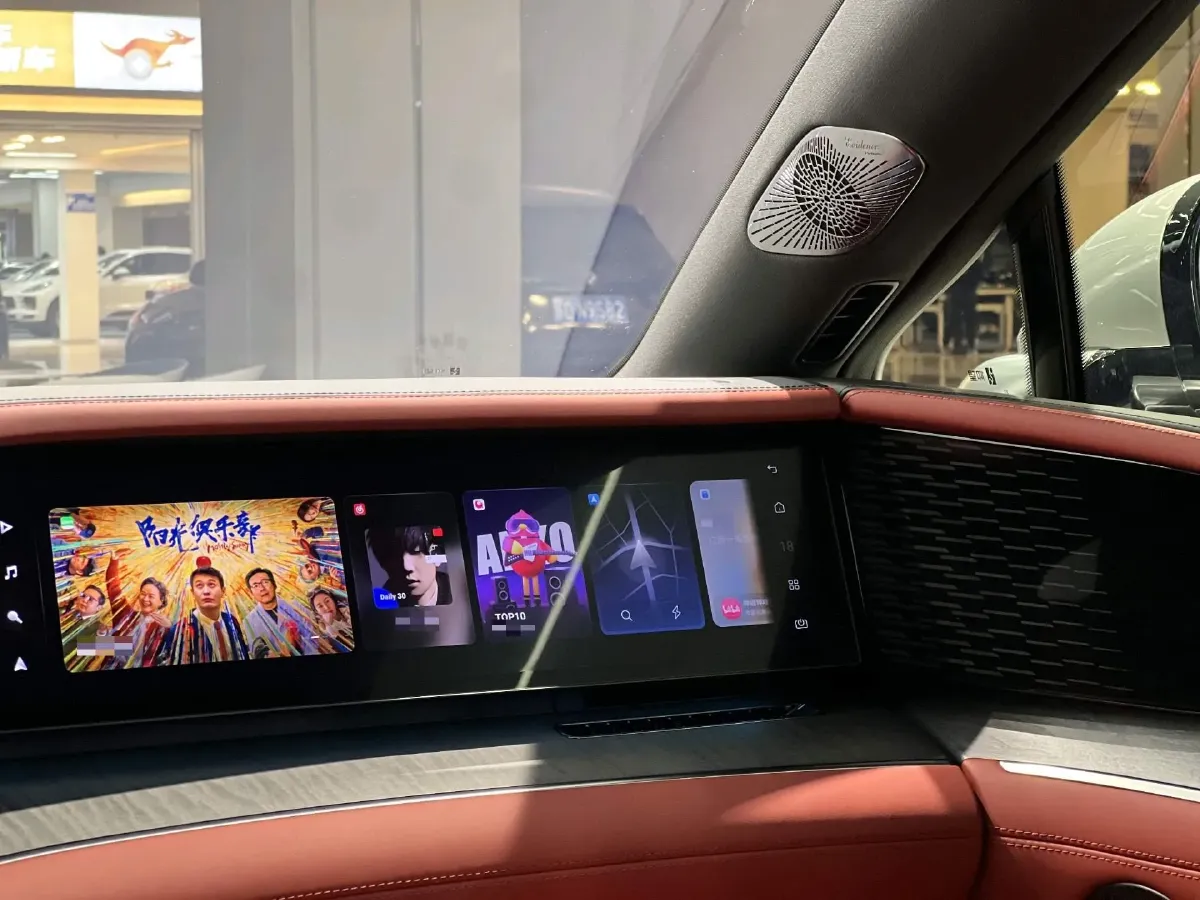 2025 YangWang U7 BEV 135.5KWH,autocango,china used car exporter,china ev exporter,chinese used car exporter,chinese used ev exporter