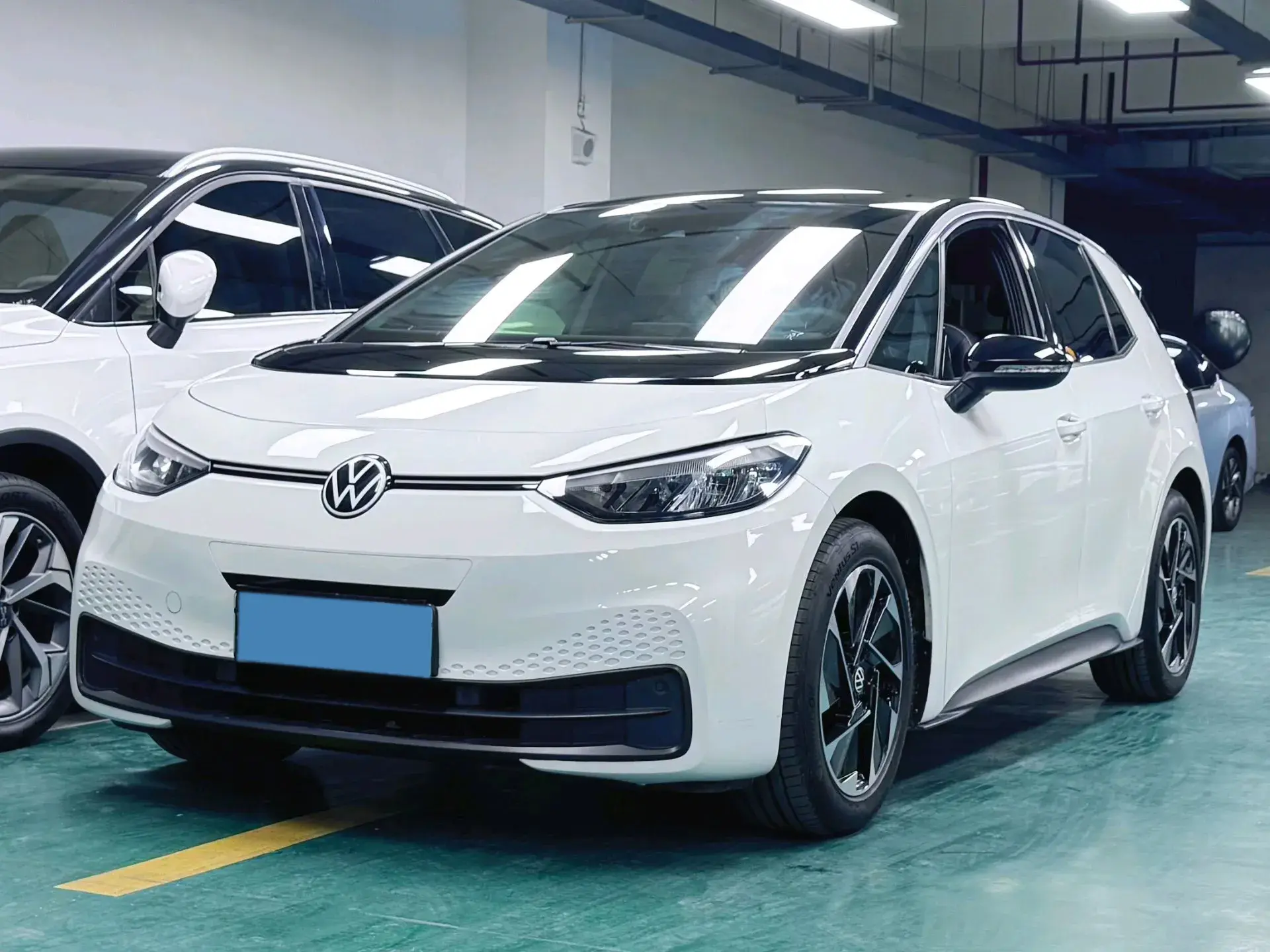 2023 VOLKSWAGEN ID.3 view 1