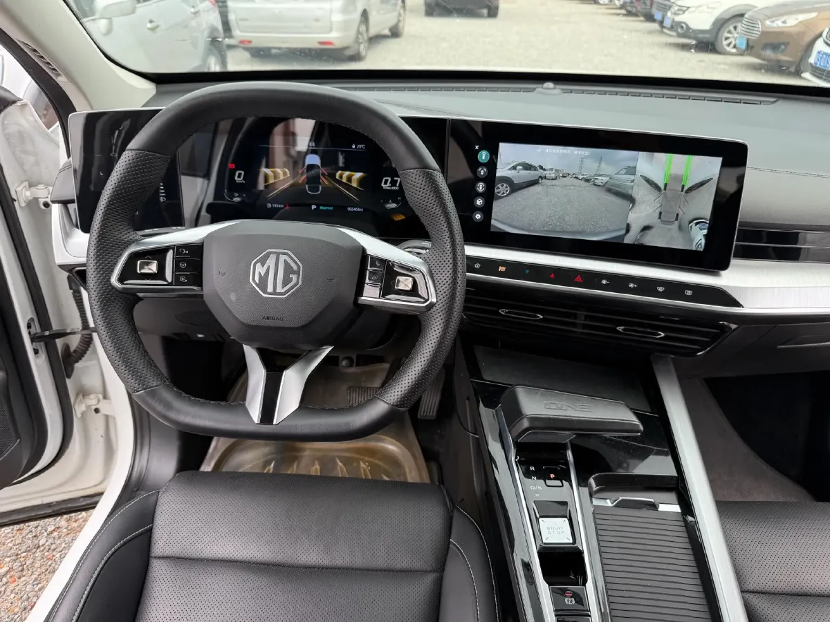 2022 MG ONE 1.5T 181HP L4 CVT,autocango,china used car exporter,china ev exporter,chinese used car exporter,chinese used ev exporter