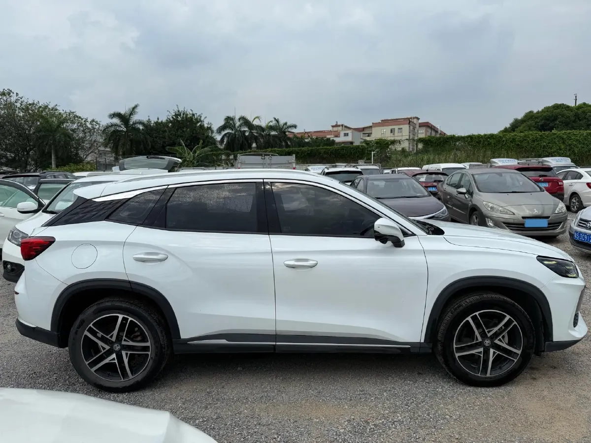 2022 MG ONE 1.5T 181HP L4 CVT,autocango,china used car exporter,china ev exporter,chinese used car exporter,chinese used ev exporter