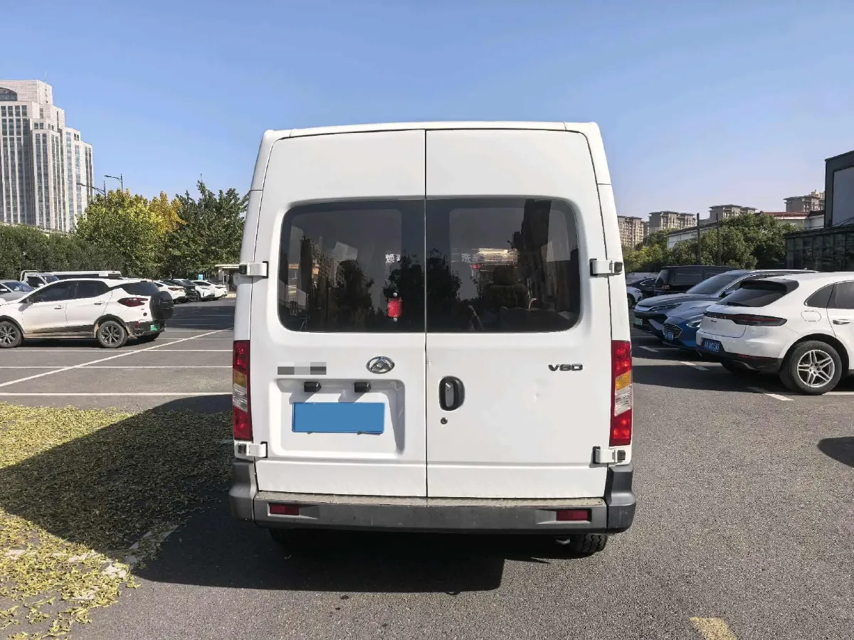 2020 MAXUS XinTu V80 2.5T 136HP L4 6MT,autocango,china used car exporter,china ev exporter,chinese used car exporter,chinese used ev exporter