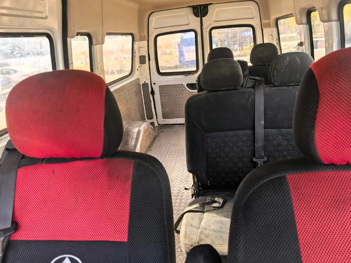 2020 MAXUS XinTu V80 2.5T 136HP L4 6MT,autocango,china used car exporter,china ev exporter,chinese used car exporter,chinese used ev exporter