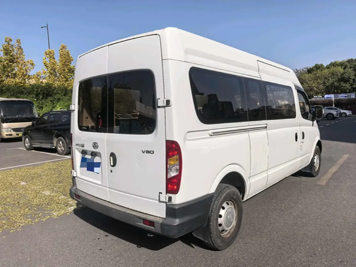 2020 MAXUS XinTu V80 2.5T 136HP L4 6MT,autocango,china used car exporter,china ev exporter,chinese used car exporter,chinese used ev exporter