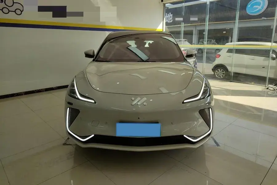 2023 IM LS7 thumbnail 3