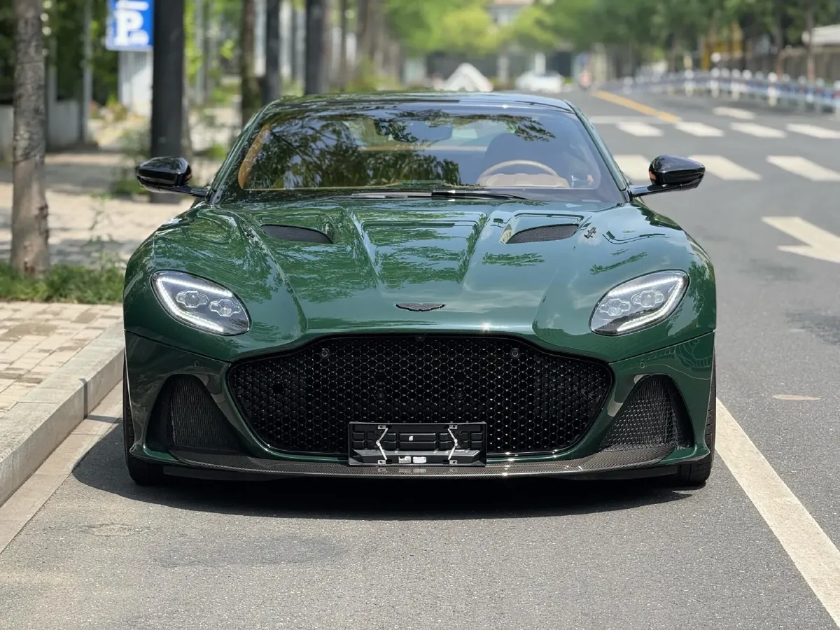 2019 Aston Martin DBS 5.2T 725HP V12 8AT,autocango,china used car exporter,china ev exporter,chinese used car exporter,chinese used ev exporter