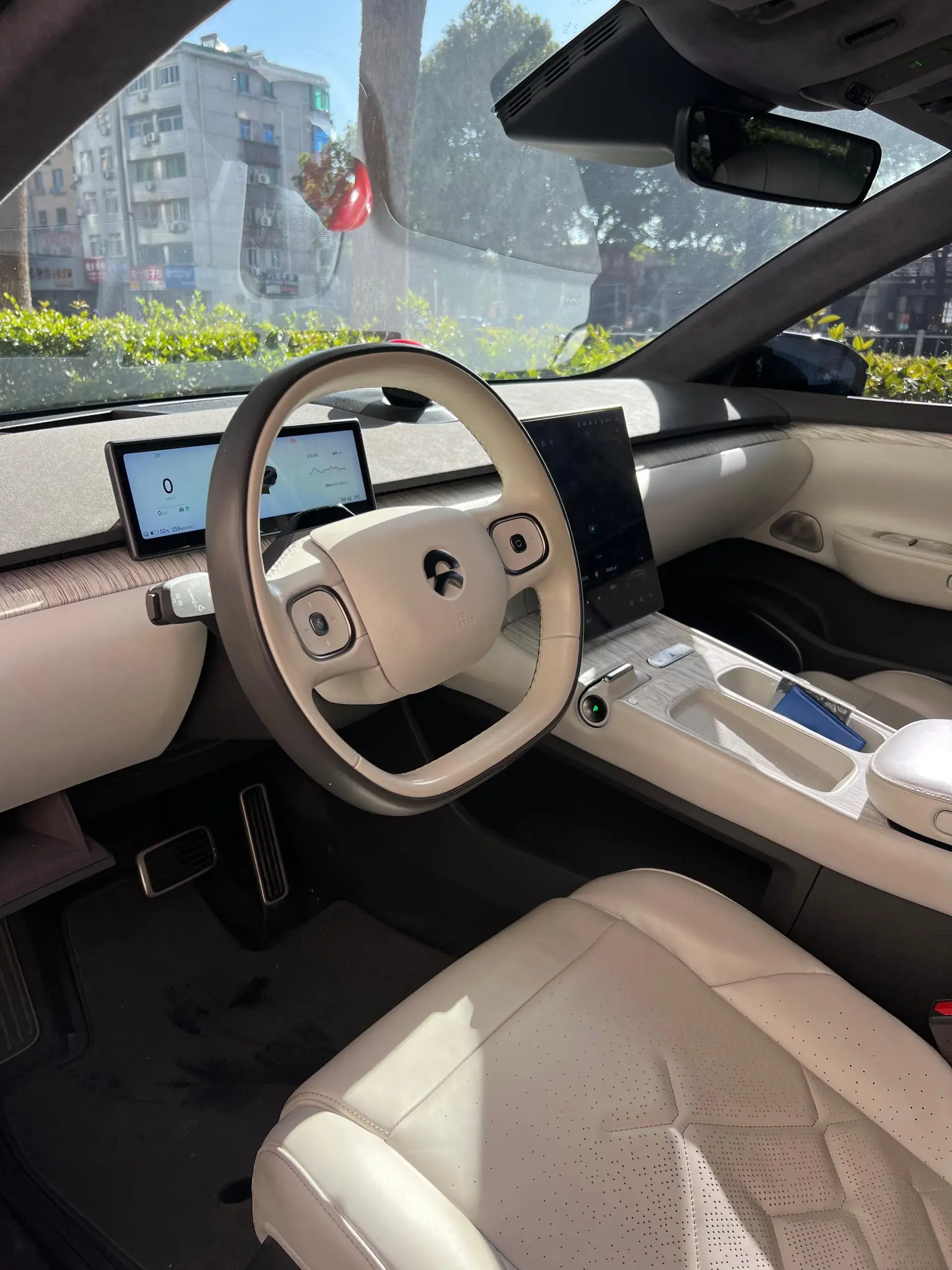 2021 VOLKSWAGEN ID.6 thumbnail 2