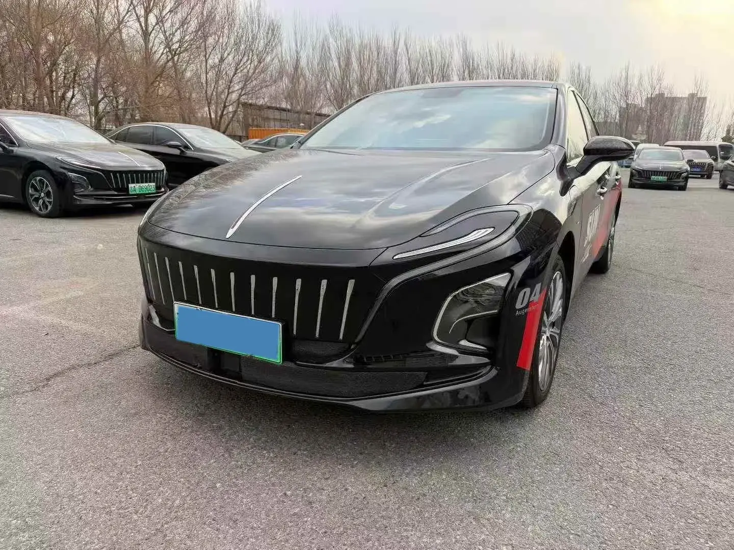 2023 HONGQI E-QM5 view 1