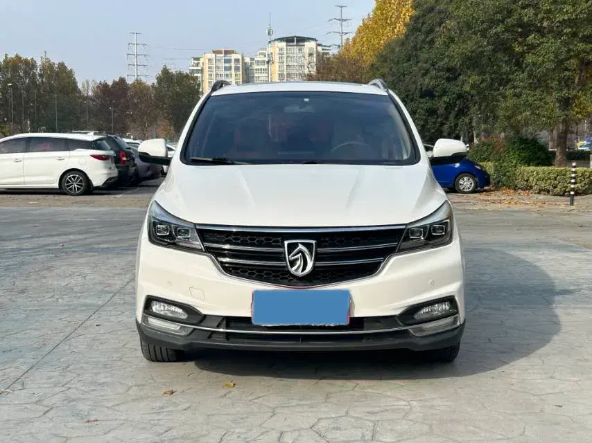 2017 BAOJUN 730 thumbnail 2