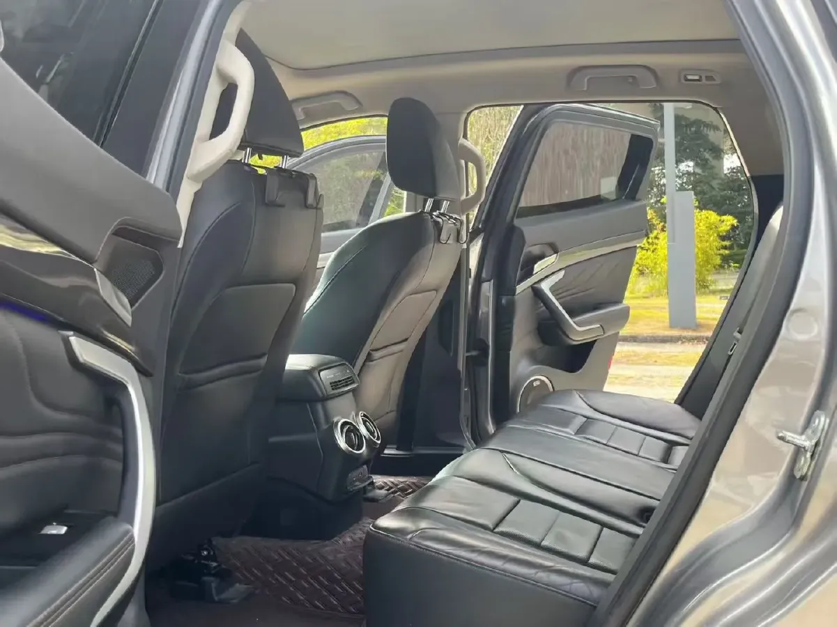 2017 Zotye T700 2.0T 190HP L4 8AT,autocango,china used car exporter,china ev exporter,chinese used car exporter,chinese used ev exporter