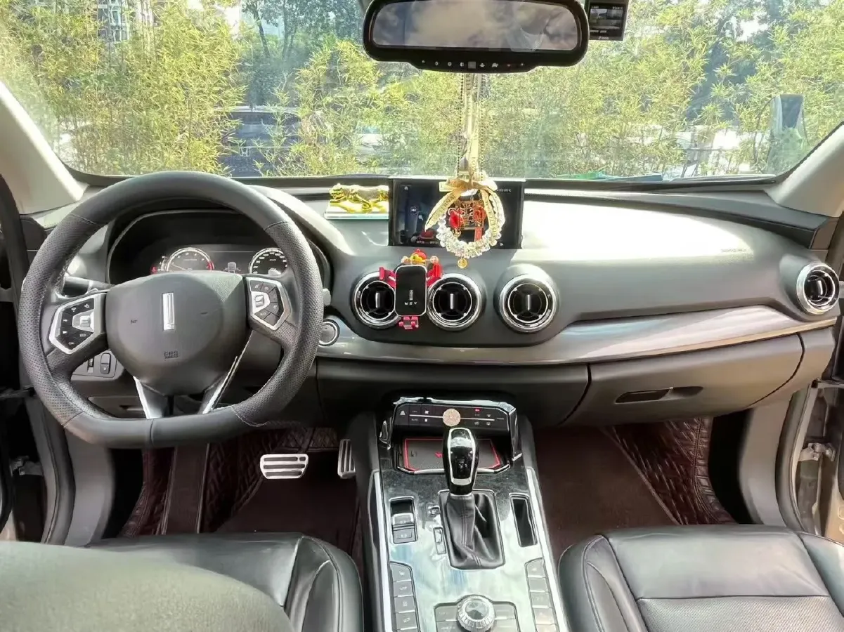 2017 Zotye T700 2.0T 190HP L4 8AT,autocango,china used car exporter,china ev exporter,chinese used car exporter,chinese used ev exporter