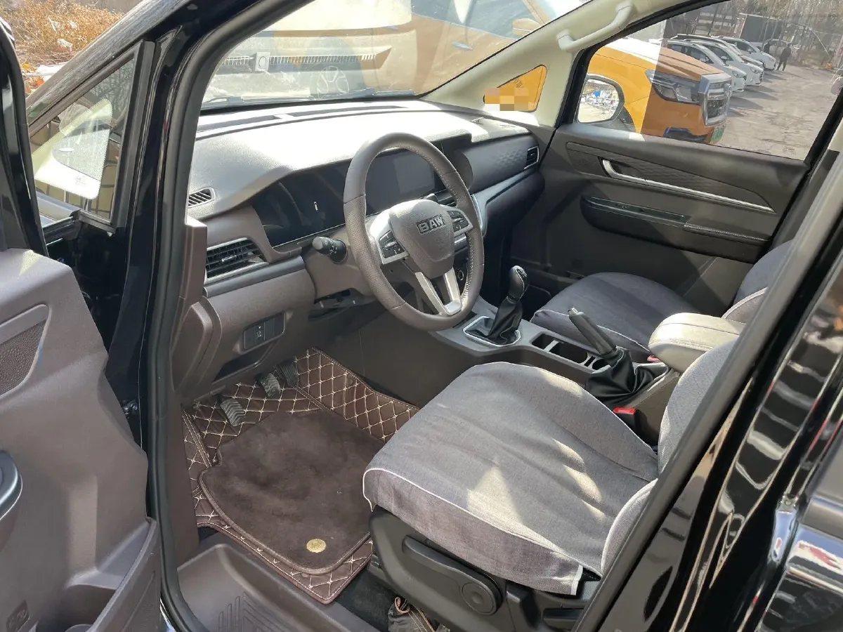 2023 BAW RuiSheng Trump M7 1.6L 124HP L4 5MT,autocango,china used car exporter,china ev exporter,chinese used car exporter,chinese used ev exporter