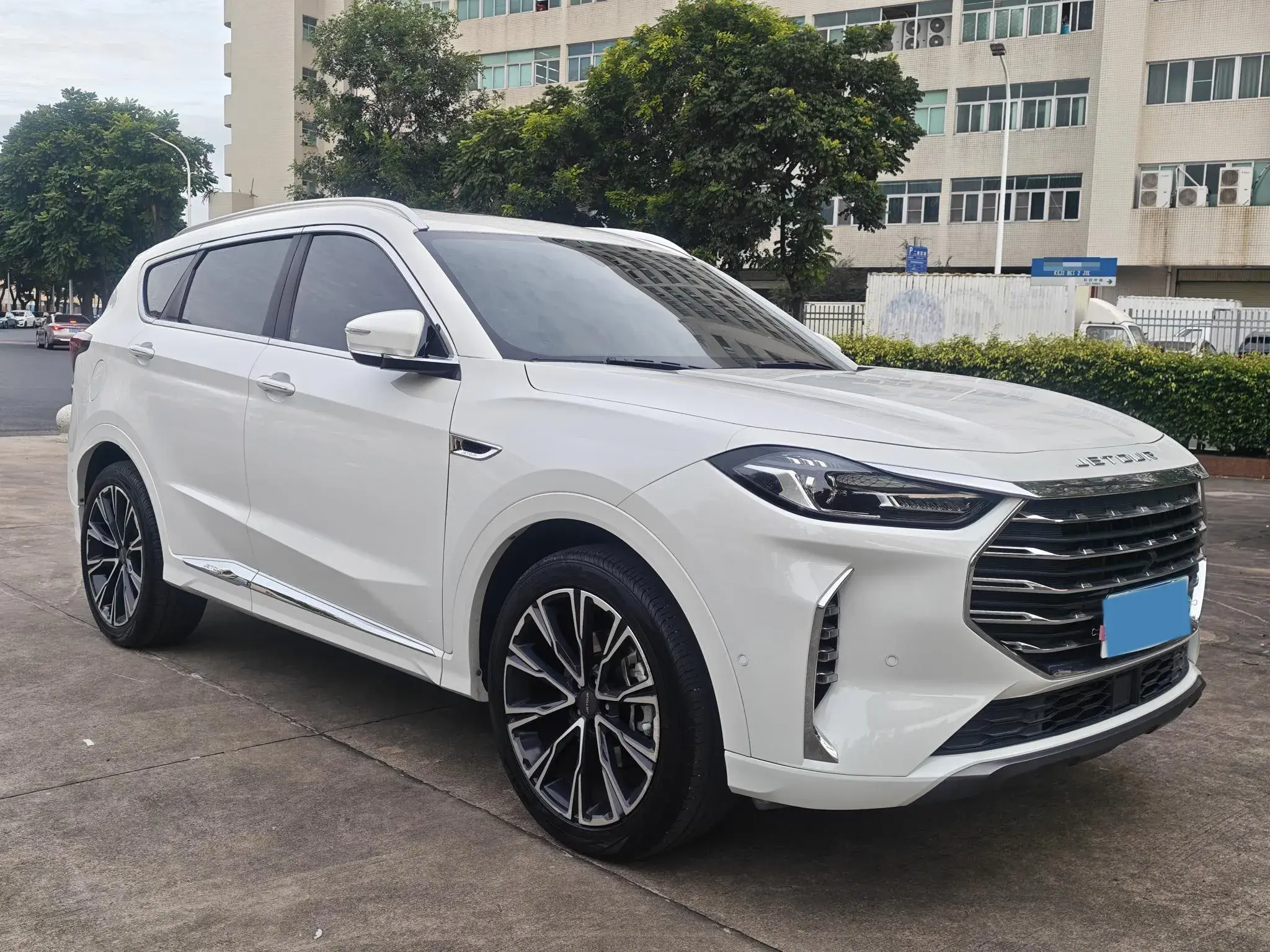 2021 JETOUR X70 thumbnail 3