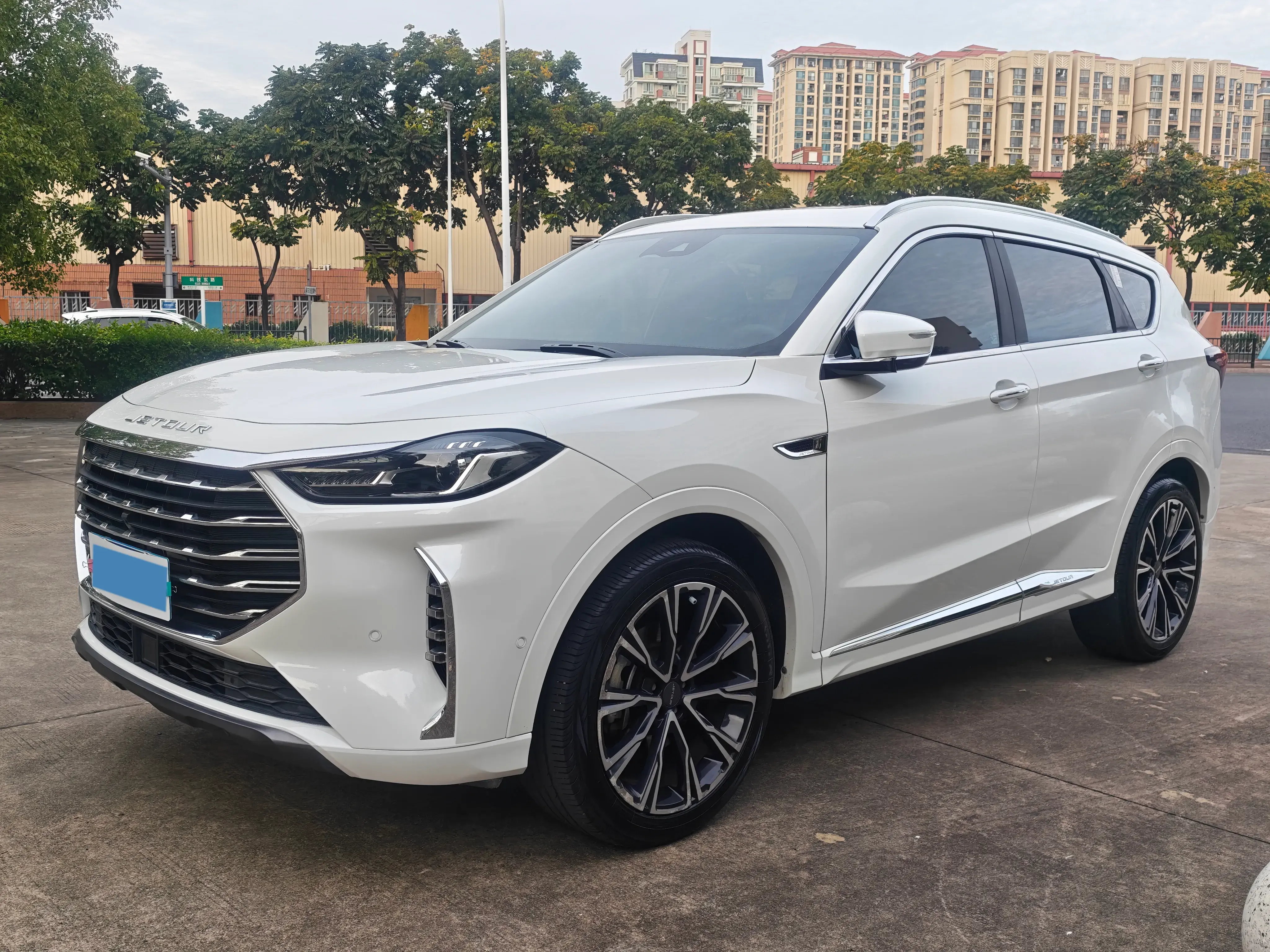 2021 JETOUR X70 view 1