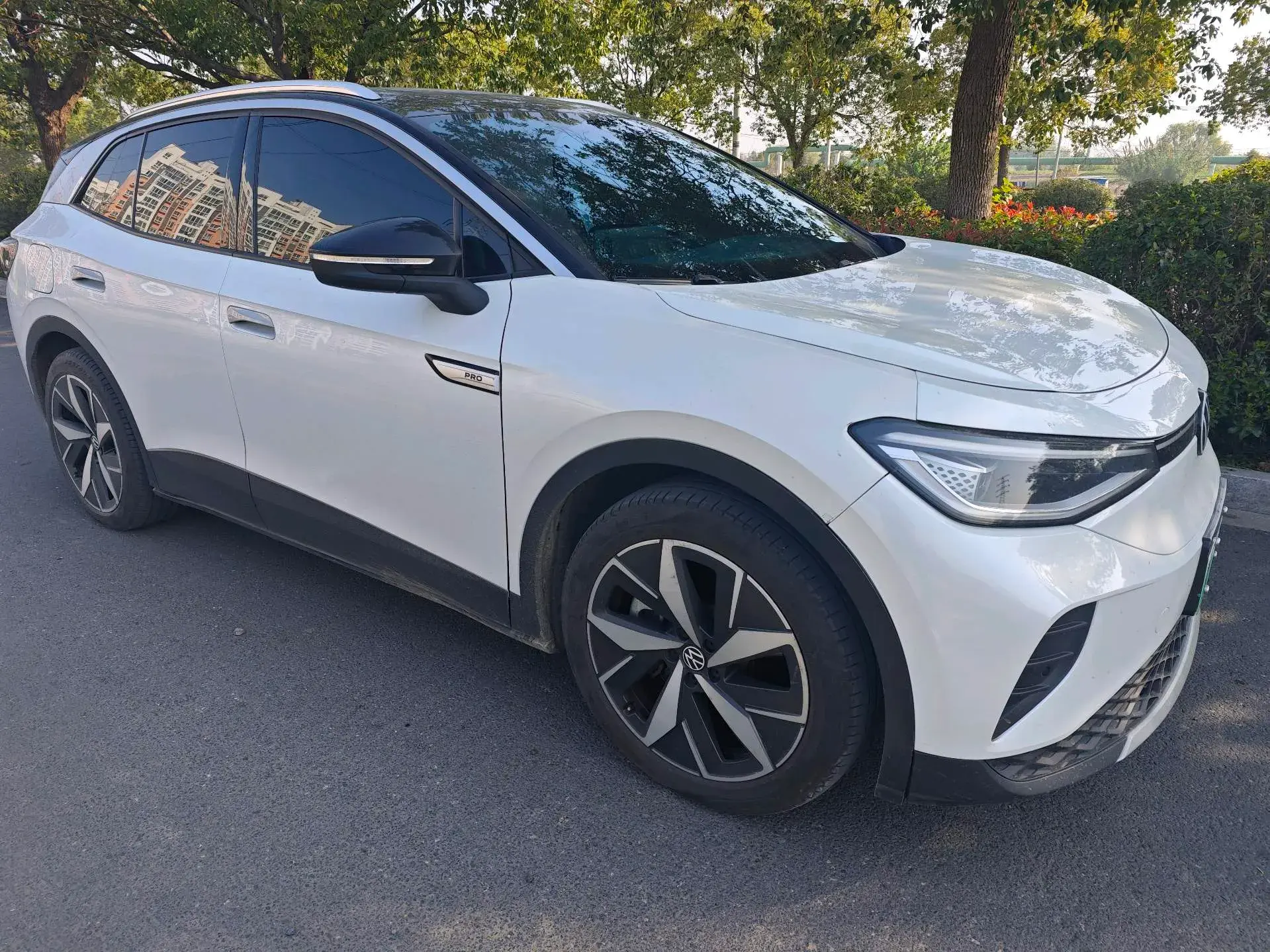 2021 VOLKSWAGEN ID.4 thumbnail 2