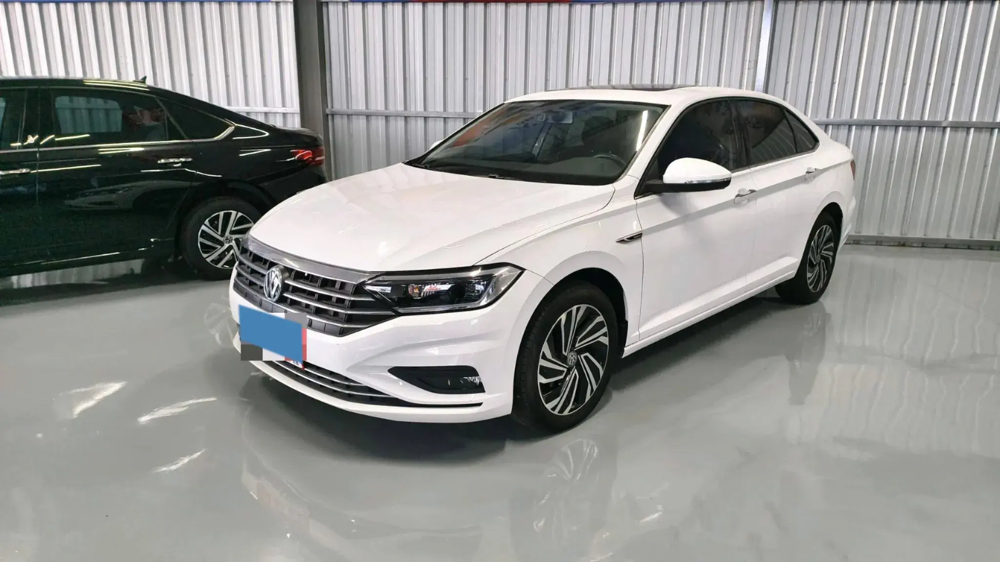 2021 VOLKSWAGEN SAGITAR view 1