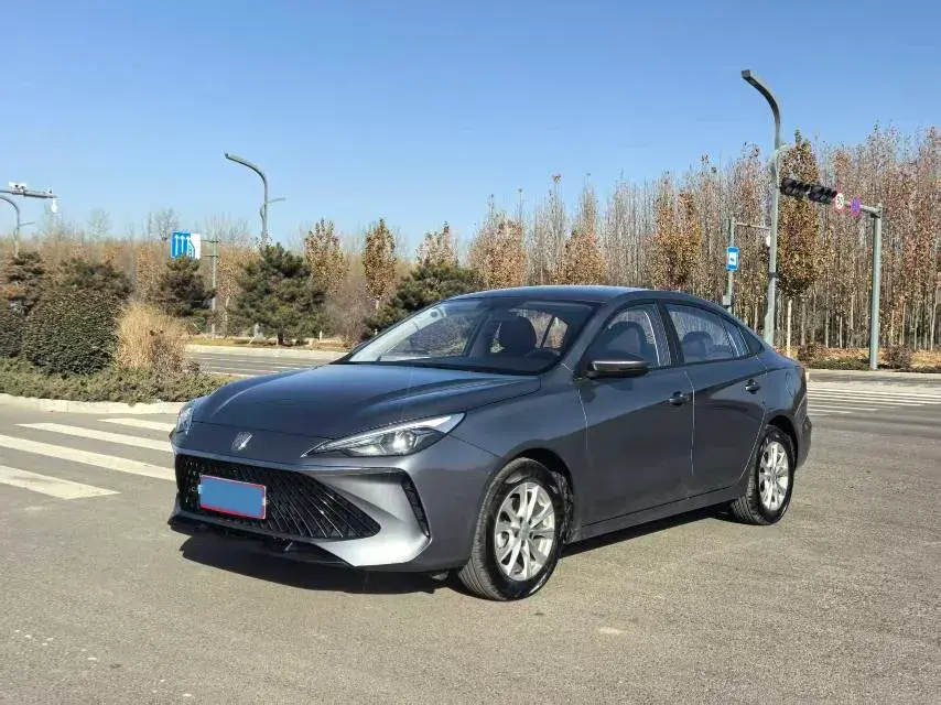 2023 ROEWE I5 view 1